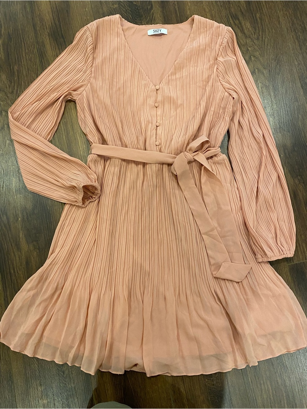 Pink long sleeve flowy dress size medium